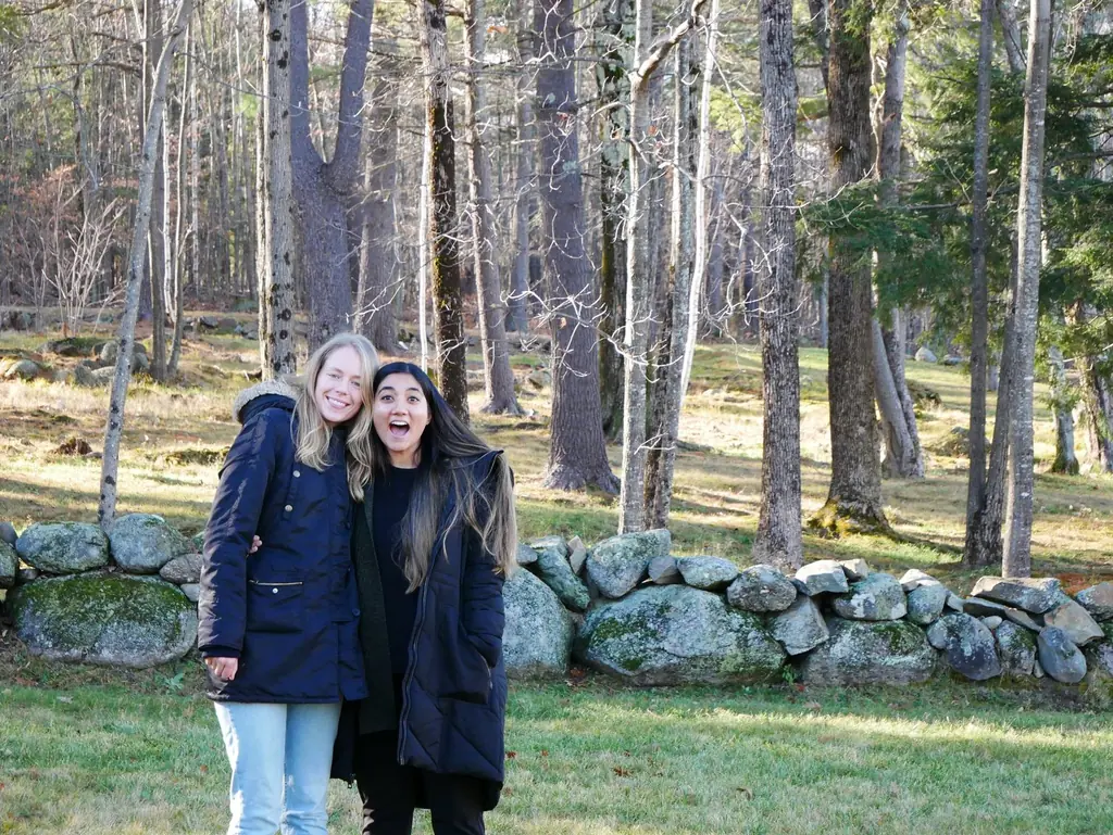 Erin (left) during her Servant Leader year with another SL, Sneha
